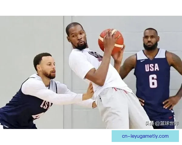 库里幽默回应最老全明星首发身份