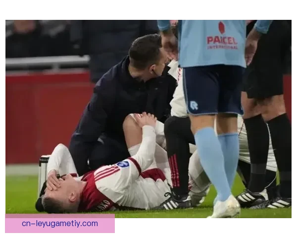 太倒霉津琴科首发6分钟伤退