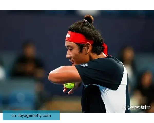 张之臻爆冷梅西战高芙救点伊归